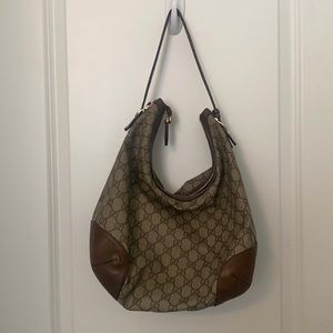 Vintage Gucci bucket bag
